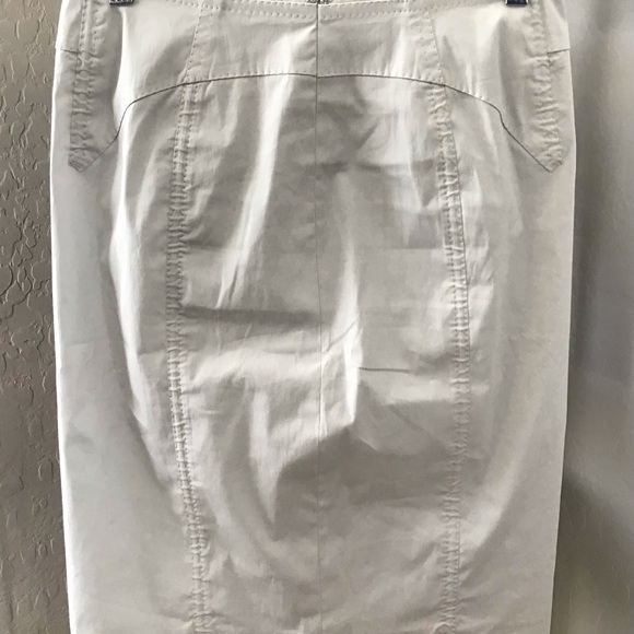 LOUIS VUITTON Pencil Skirt - Picture 9 of 17